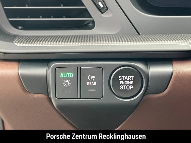 Porsche 992 911 Carrera Cabriolet Clubleder Sportabgas