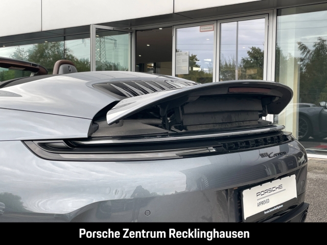Porsche 992 911 Carrera Cabriolet Clubleder Sportabgas