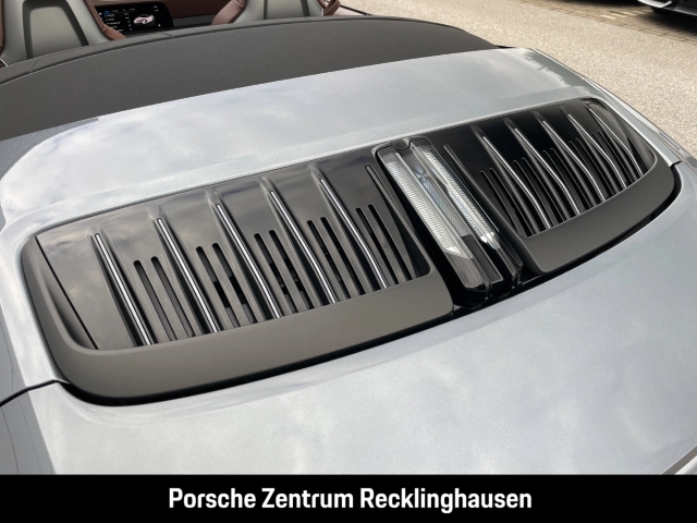Porsche 992 911 Carrera Cabriolet Clubleder Sportabgas