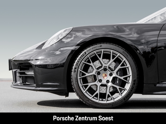 Porsche 992 Carrera SPORTDESIGN/GLASDACH/SPORTABGASANLAGE