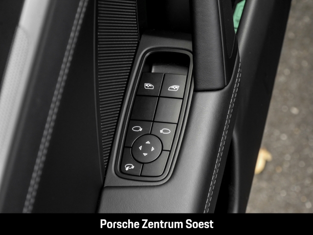 Porsche 992 Carrera SPORTDESIGN/GLASDACH/SPORTABGASANLAGE