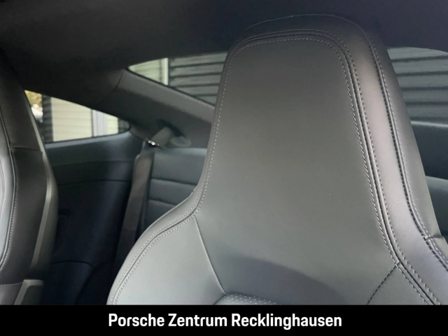 Porsche 992 911 Carrera Sportabgas Surround-View BOSE