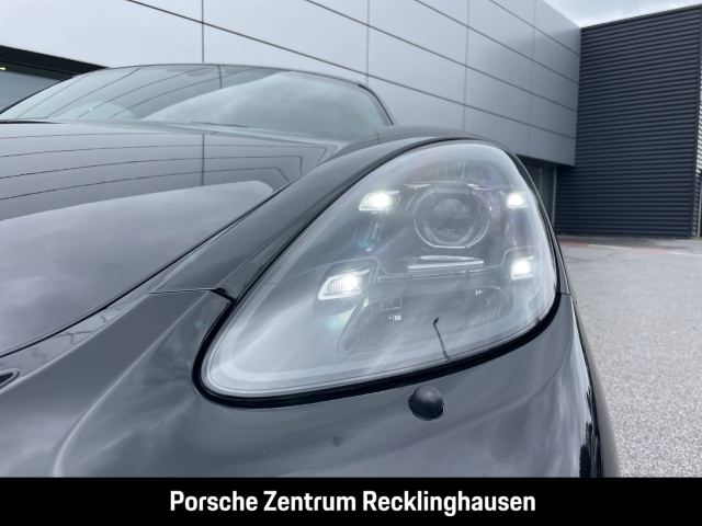 Porsche Cayman 718 GT4 Sport Chrono Sportabgasanlage LED