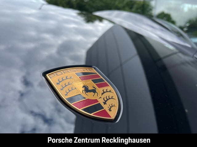 Porsche Cayman 718 GT4 Sport Chrono Sportabgasanlage LED