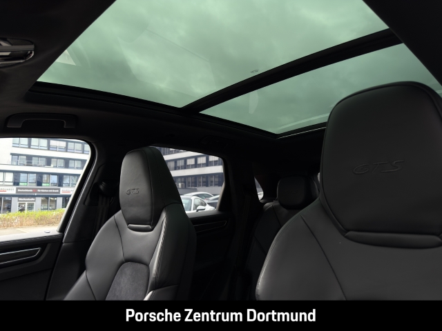 Porsche Cayenne GTS