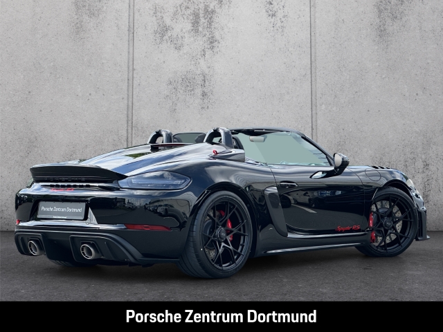 Porsche 718 Spyder RS BOSE Sportabgasanlage Sport Chrono