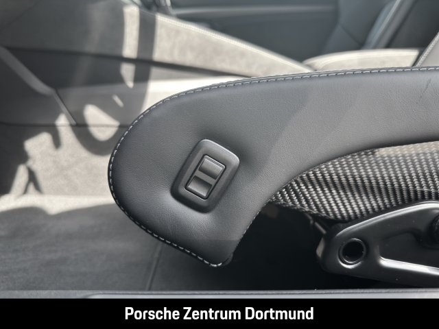 Porsche 718 Spyder RS BOSE Sportabgasanlage Sport Chrono