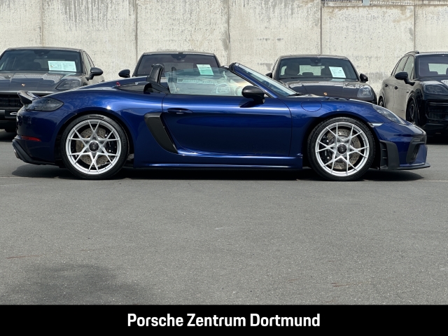 Porsche 718 Spyder RS BOSE Sportabgasanlage Sport Chrono