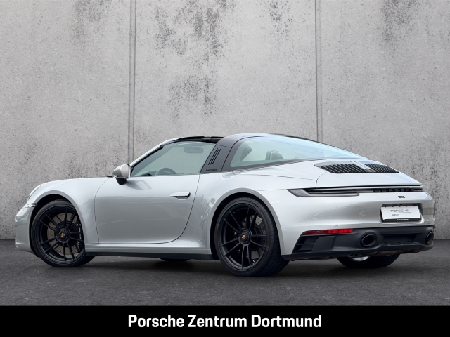 Porsche 992 911 Targa 4 GTS BOSE Sportabgasanlage LED