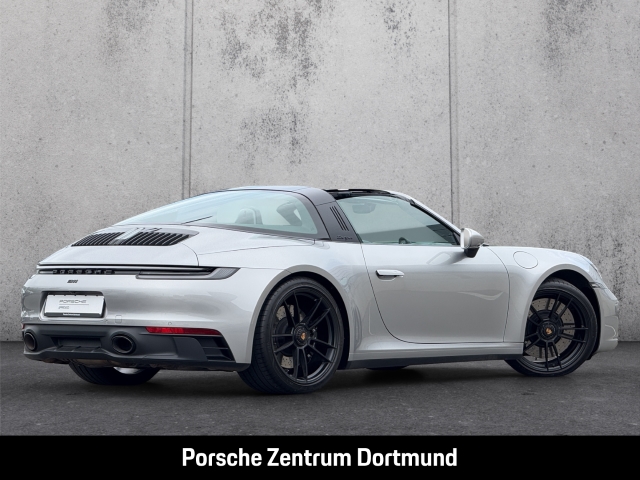 Porsche 992 911 Targa 4 GTS BOSE Sportabgasanlage LED