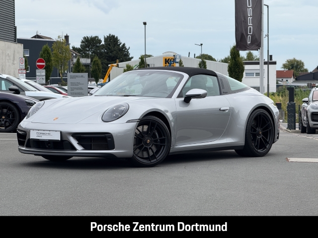 Porsche 992 911 Targa 4 GTS BOSE Sportabgasanlage LED