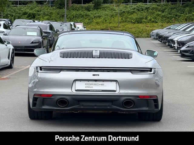 Porsche 992 911 Targa 4 GTS BOSE Sportabgasanlage LED
