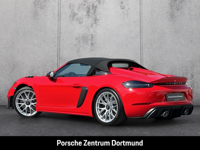 Porsche 718 Spyder RS BOSE Sport Chrono Sportabgasanlage