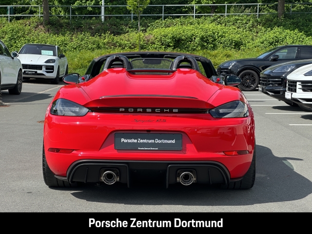 Porsche 718 Spyder RS BOSE Sport Chrono Sportabgasanlage