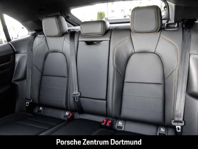 Porsche Macan 4 BOSE Panorama Rückfahrkamera InnoDrive