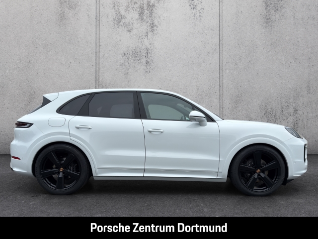 Porsche Cayenne BOSE InnoDrive Panoramadach LED-Matrix