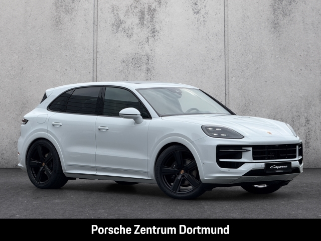 Porsche Cayenne BOSE InnoDrive Panoramadach LED-Matrix