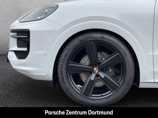 Porsche Cayenne BOSE InnoDrive Panoramadach LED-Matrix