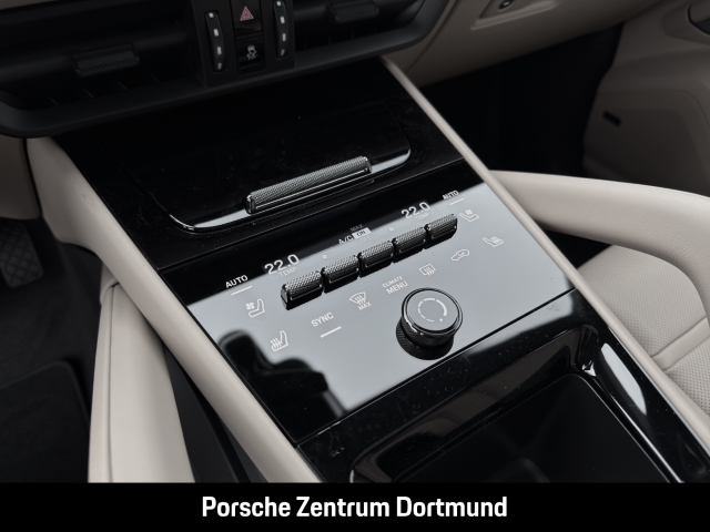 Porsche Cayenne BOSE InnoDrive Panoramadach LED-Matrix