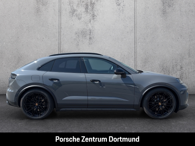 Porsche Macan 4S Burmester Sport Chrono Panoramadach LED