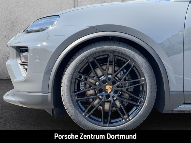 Porsche Macan 4S Burmester Sport Chrono Panoramadach LED