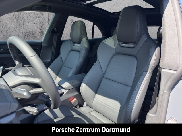 Porsche Macan 4S Burmester Sport Chrono Panoramadach LED