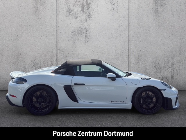 Porsche 718 Spyder RS Liftsystem Vorderachse BOSE LED