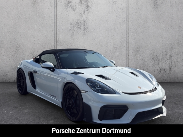 Porsche 718 Spyder RS Liftsystem Vorderachse BOSE LED