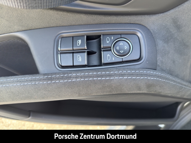 Porsche 718 Spyder RS Liftsystem Vorderachse BOSE LED