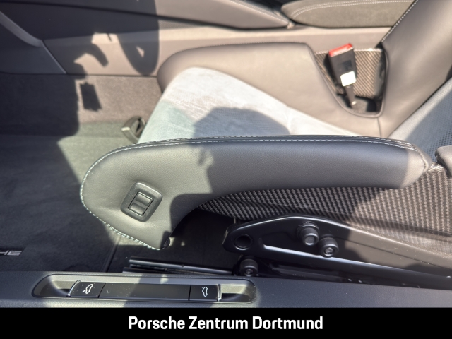 Porsche 718 Spyder RS Liftsystem Vorderachse BOSE LED