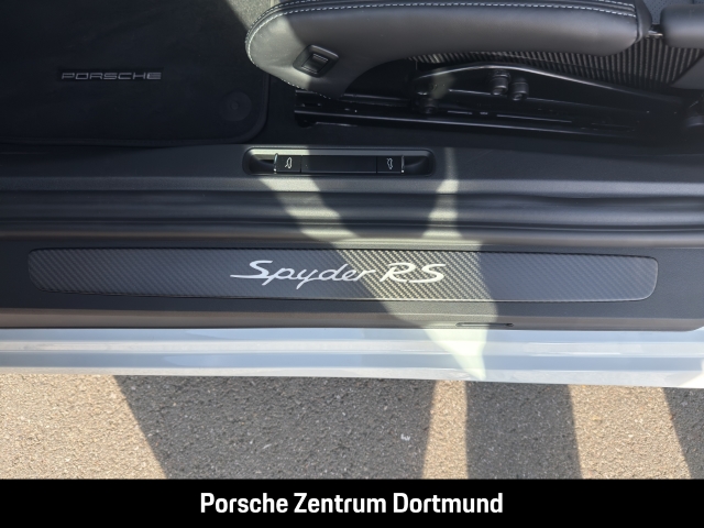 Porsche 718 Spyder RS Liftsystem Vorderachse BOSE LED