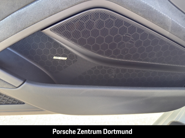 Porsche 718 Spyder RS Liftsystem Vorderachse BOSE LED