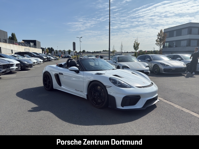 Porsche 718 Spyder RS Liftsystem Vorderachse BOSE LED