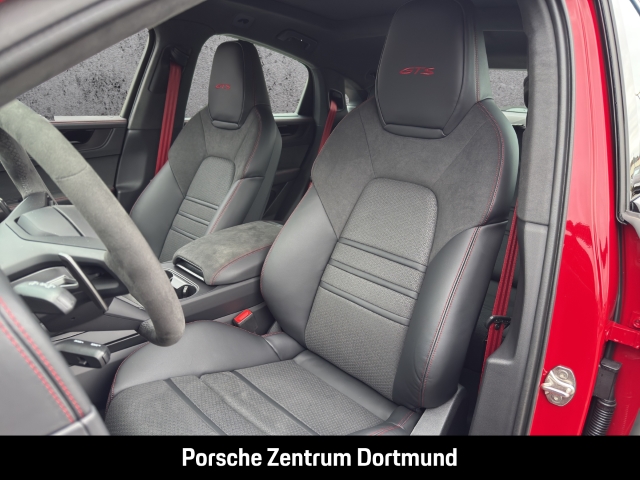 Porsche Cayenne GTS Coupe HA-Lenkung InnoDrive Head-Up