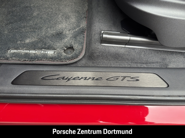 Porsche Cayenne GTS Coupe HA-Lenkung InnoDrive Head-Up