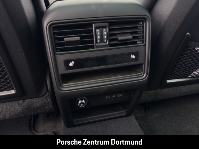 Porsche Cayenne GTS Coupe HA-Lenkung InnoDrive Head-Up