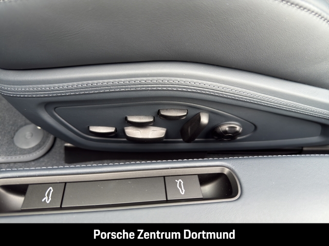 Porsche 992 911 Carrera S Burmester HA-Lenkung InnoDrive