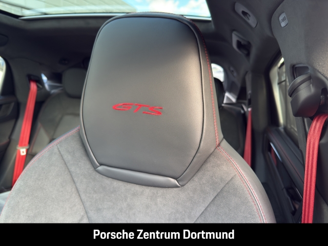 Porsche Cayenne GTS Coupe HA-Lenkung InnoDrive Head-Up