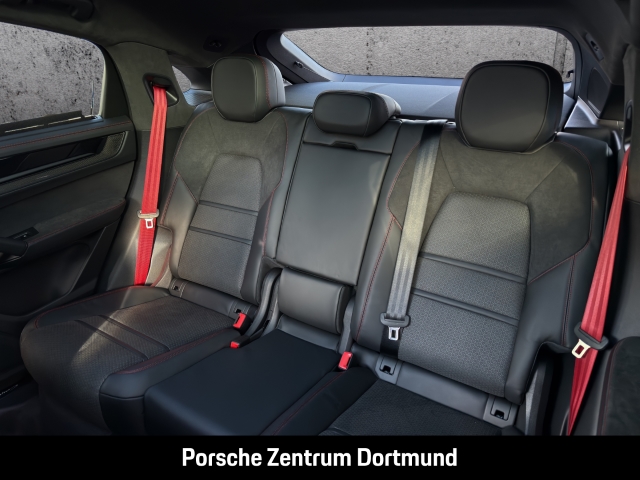 Porsche Cayenne GTS Coupe HA-Lenkung InnoDrive Head-Up