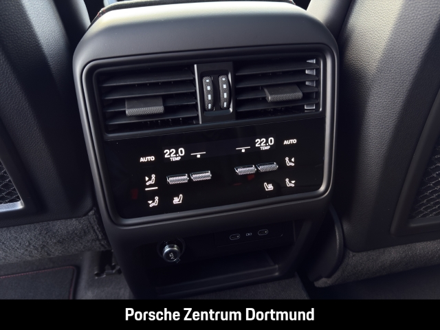 Porsche Cayenne GTS Coupe HA-Lenkung InnoDrive Head-Up