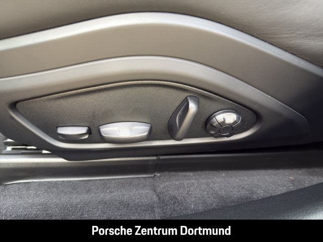 Porsche Panamera 4 E-Hybrid HA-LenkungInnoDrive Head-Up