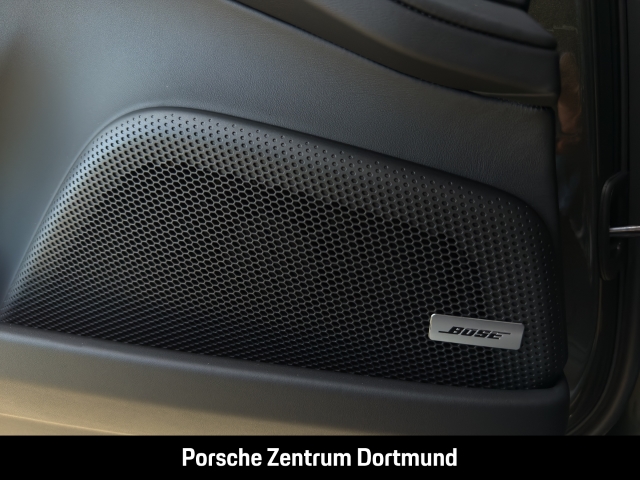 Porsche Panamera 4 E-Hybrid HA-LenkungInnoDrive Head-Up