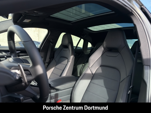 Porsche Panamera 4 E-Hybrid HA-LenkungInnoDrive Head-Up