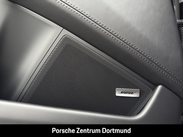 Porsche 992 911 Carrera 4S HA-Lenkung Sportfahrwerk BOSE