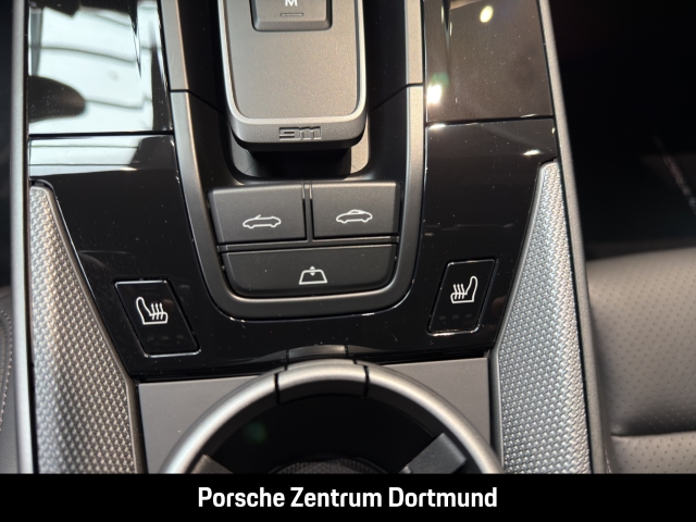 Porsche 992 911 Carrera Cabrio Sportabgas BOSE 21-Zoll