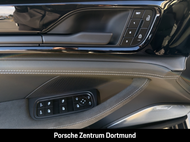 Porsche Panamera GTS Burmester HA-Lenkung Nachtsicht LED