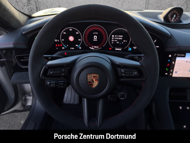 Porsche Taycan GTS HA-Lenkung InnoDrive Head-Up BOSE