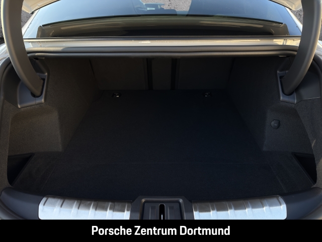 Porsche Taycan GTS HA-Lenkung InnoDrive Head-Up BOSE