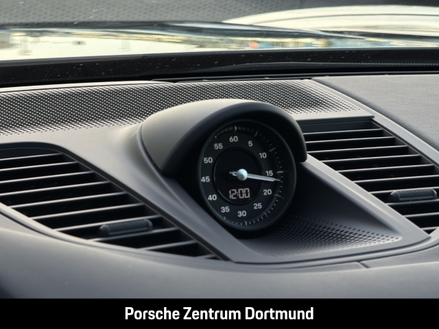 Porsche Panamera GTS HA-Lenkung InnoDrive Head-Up