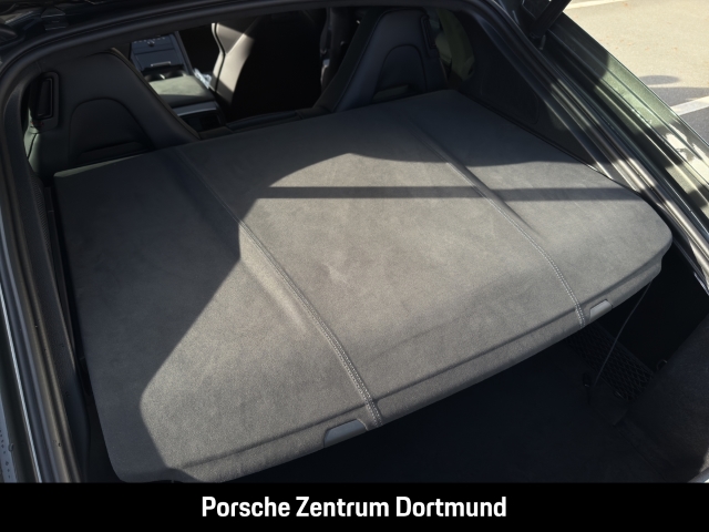 Porsche Panamera GTS HA-Lenkung InnoDrive Head-Up